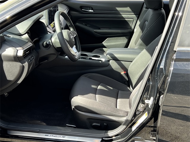 Vehicle image 20 of 29