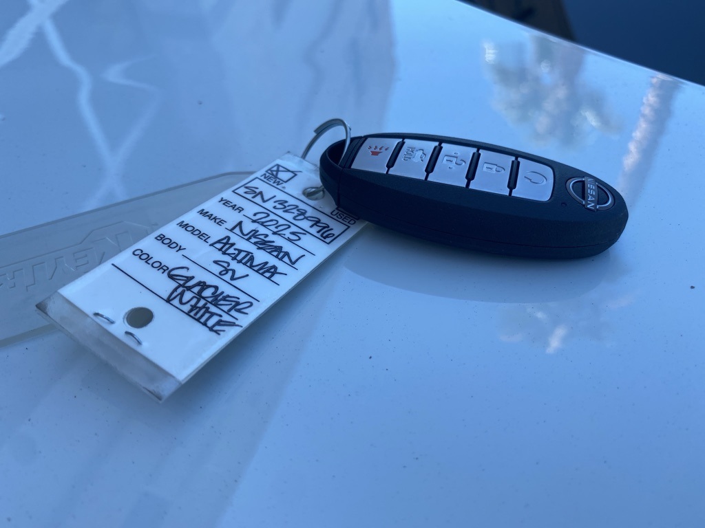 2025 Nissan Altima SV Image 26 of 31