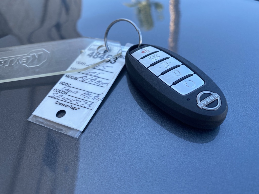 2025 Nissan Altima SV Image 29 of 33