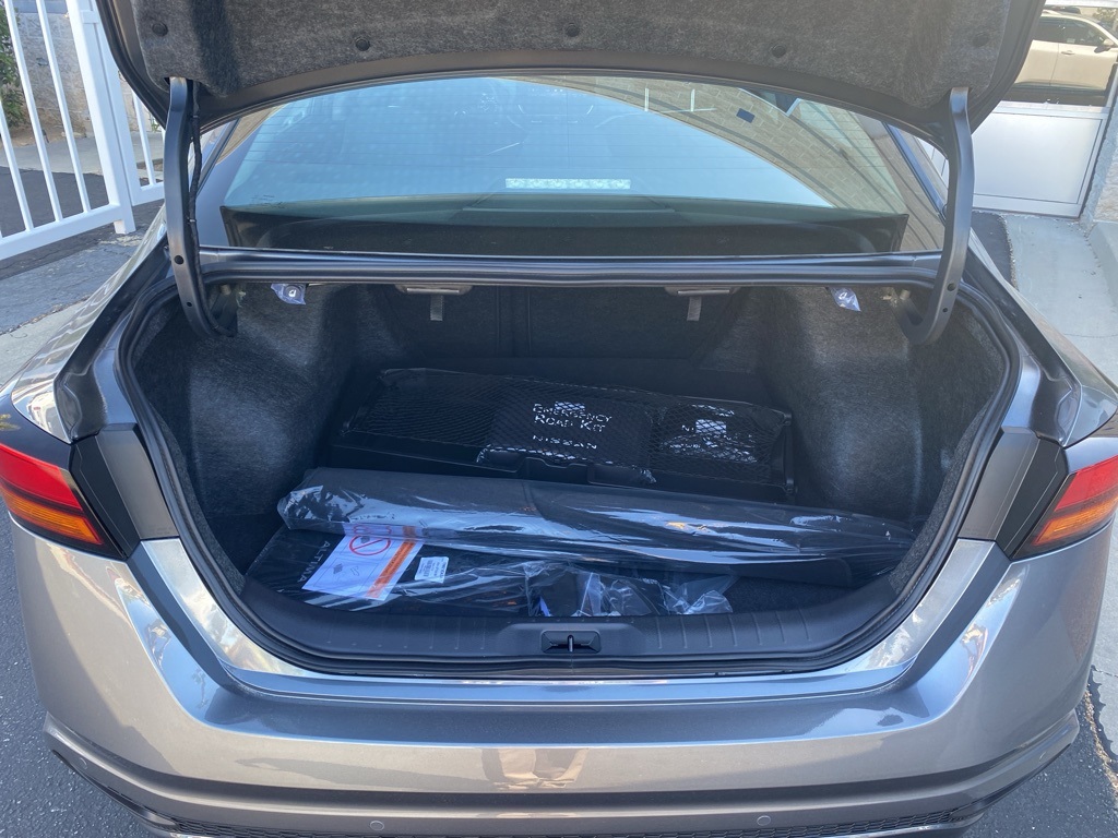 2025 Nissan Altima SV Image 11 of 33