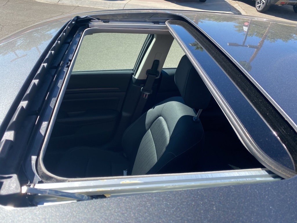 2025 Nissan Altima SV Image 17 of 33