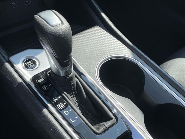 2025 Nissan Altima SV Image 19 of 30