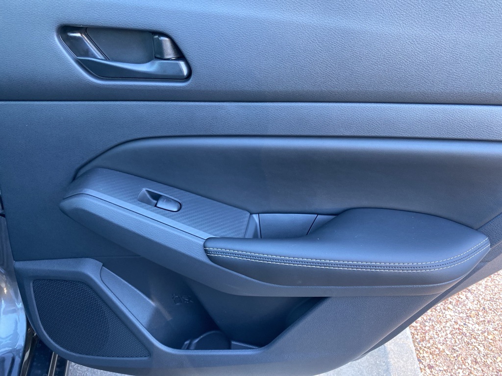 2025 Nissan Altima SV Image 25 of 31