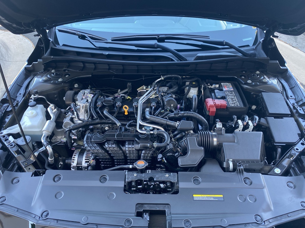 2025 Nissan Altima SV Image 8 of 33