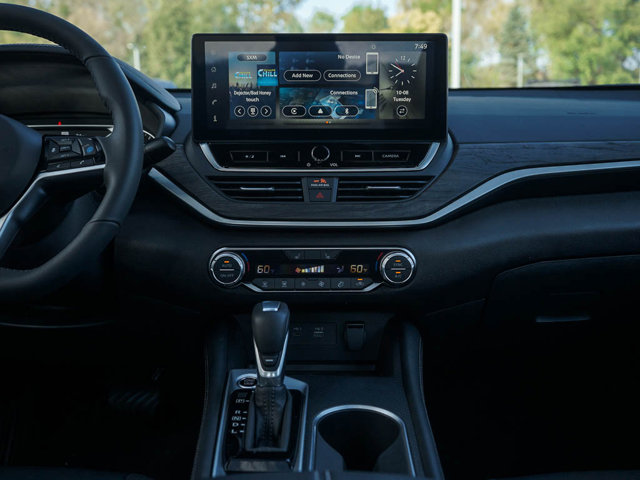 2025 Nissan Altima SV Image 12 of 24