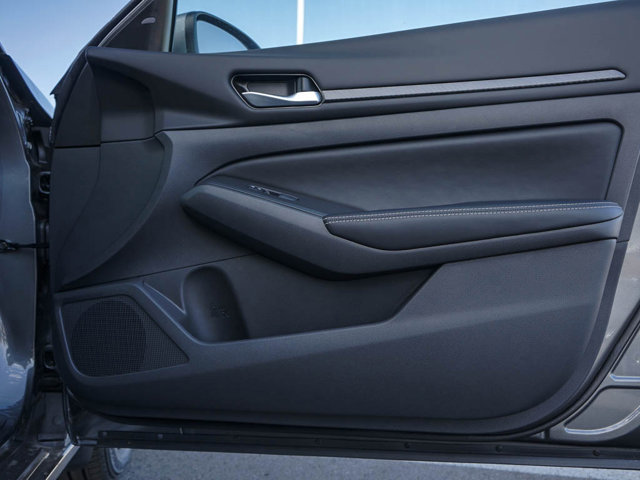 2025 Nissan Altima SV Image 20 of 24