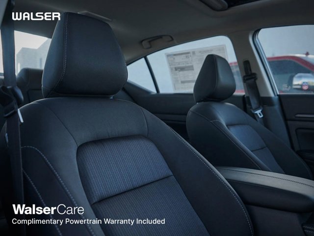 2025 Nissan Altima SV Image 8 of 25