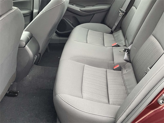 2025 Nissan Altima SV Image 13 of 32