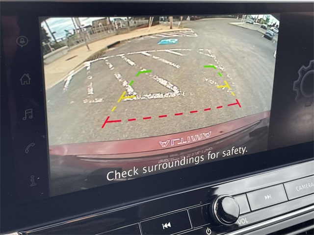 2025 Nissan Altima SV Image 17 of 32