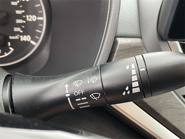 2025 Nissan Altima SV Image 27 of 32