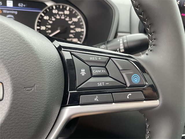 2025 Nissan Altima SV Image 29 of 32