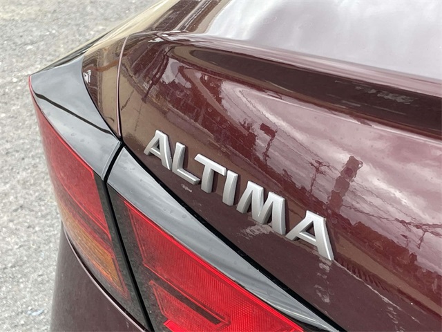 2025 Nissan Altima SV Image 24 of 32