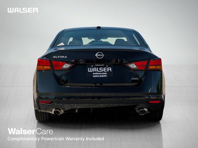 2025 Nissan Altima SV Image 3 of 25