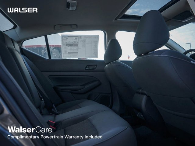 2025 Nissan Altima SV Image 7 of 25