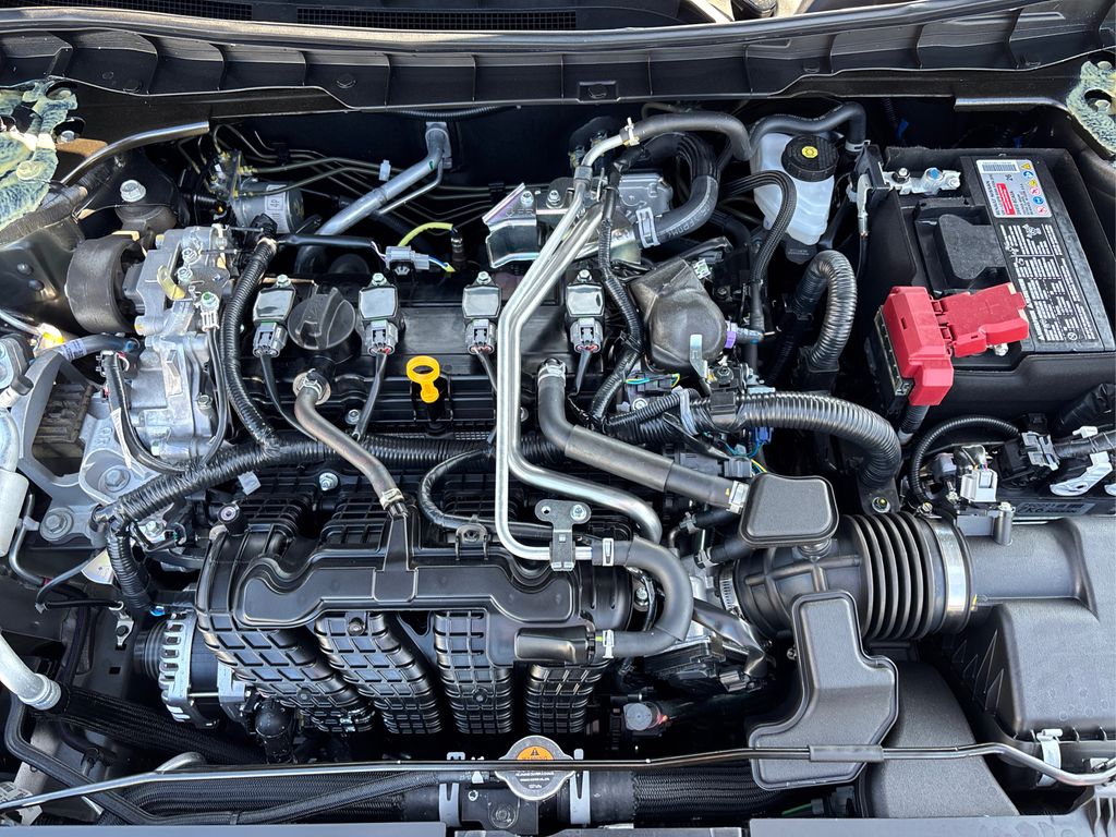 2025 Nissan Altima SV Image 9 of 37