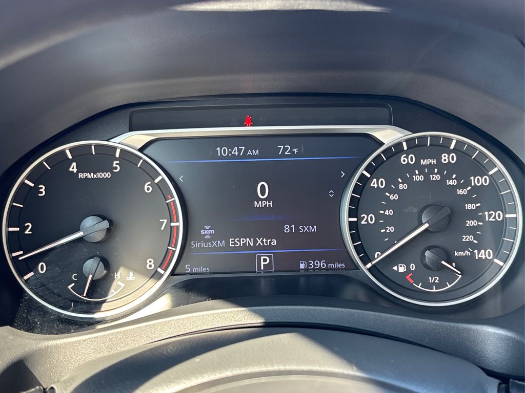 2025 Nissan Altima SV Image 18 of 37