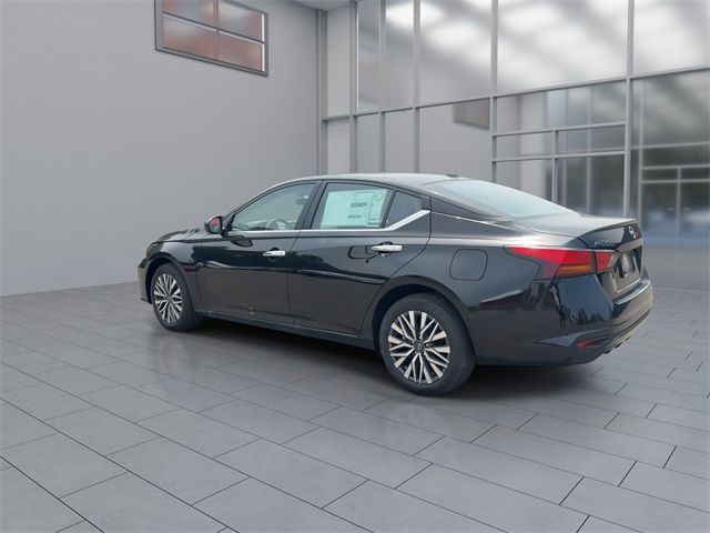 Vehicle image 9 of 37