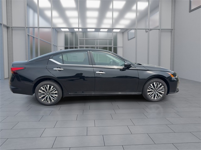 Vehicle image 5 of 37
