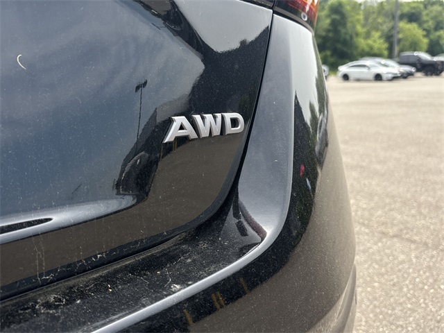 Vehicle image 26 of 37