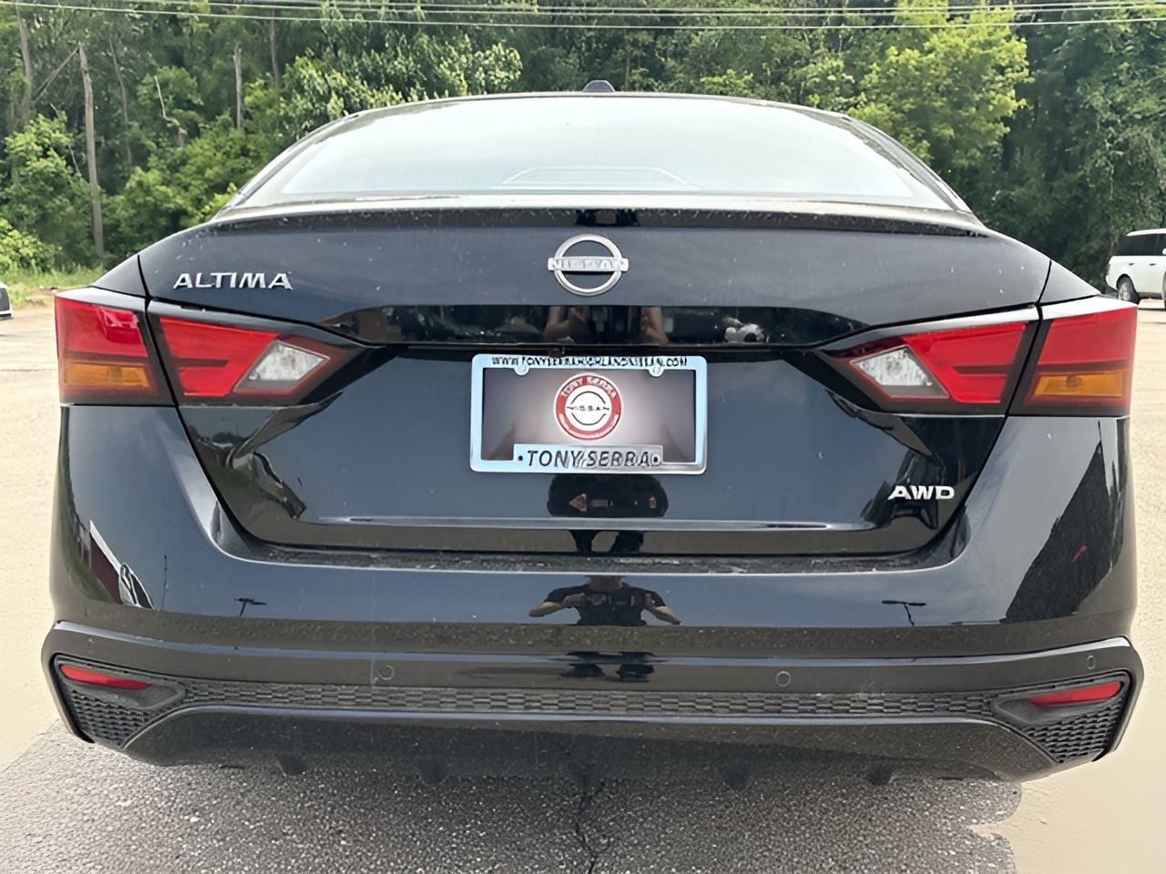 Vehicle image 35 of 37