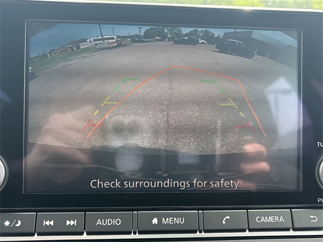 Vehicle image 18 of 37