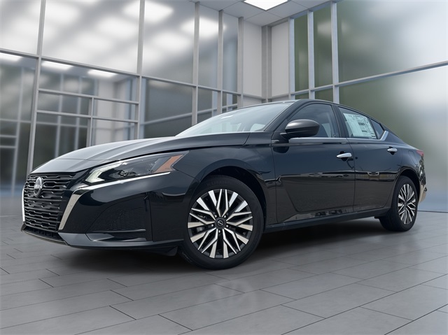 Vehicle image 2 of 37