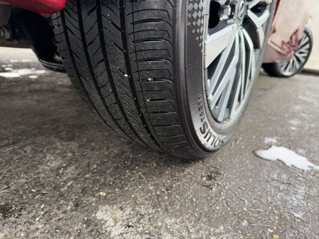 Vehicle image 44 of 49