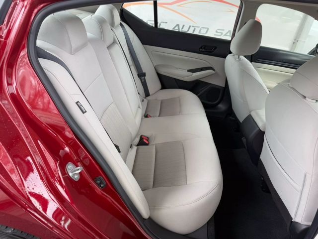 Vehicle image 22 of 49