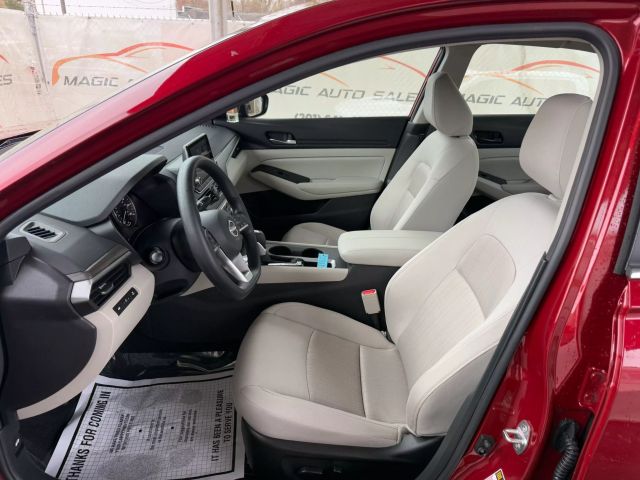 Vehicle image 15 of 49