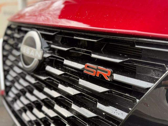 Vehicle image 36 of 49