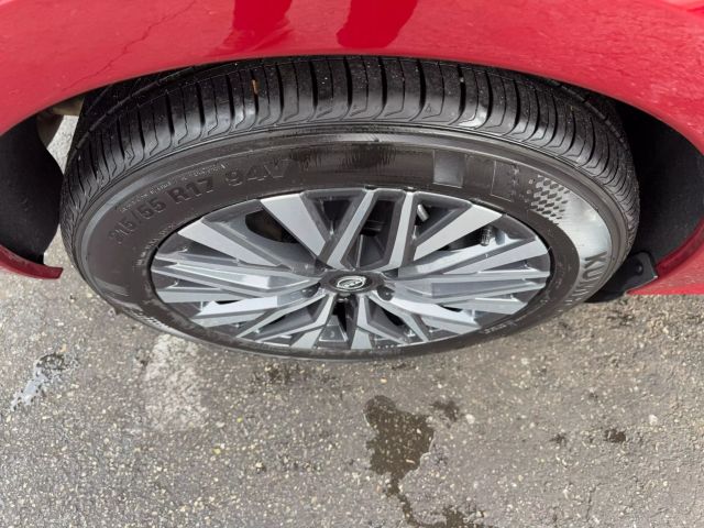 Vehicle image 45 of 49