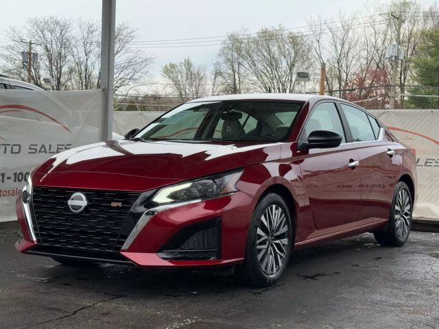 Vehicle image 2 of 49