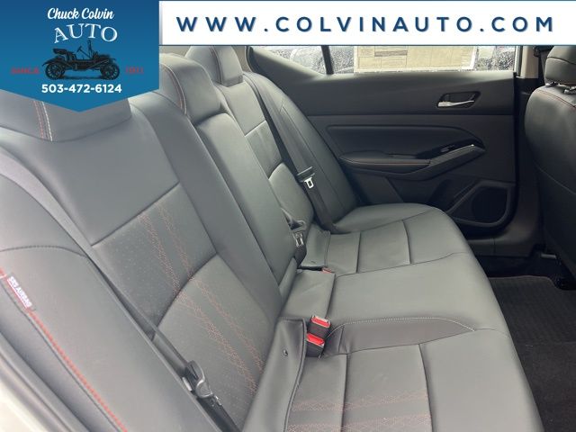 2025 Nissan Altima SR Image 15 of 28