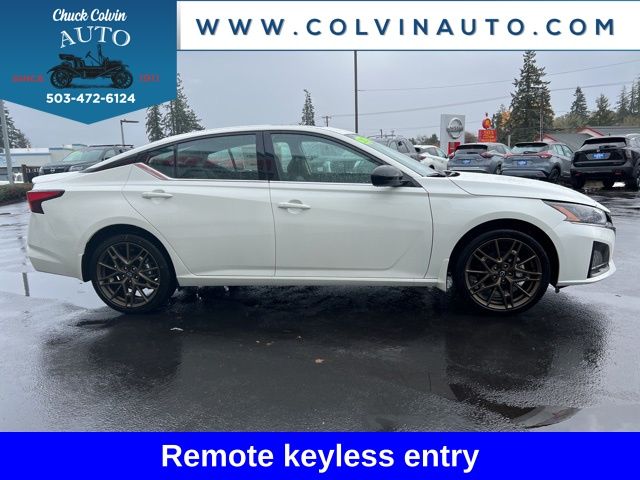 2025 Nissan Altima SR Image 6 of 28