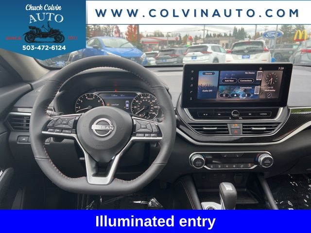 2025 Nissan Altima SR Image 27 of 28