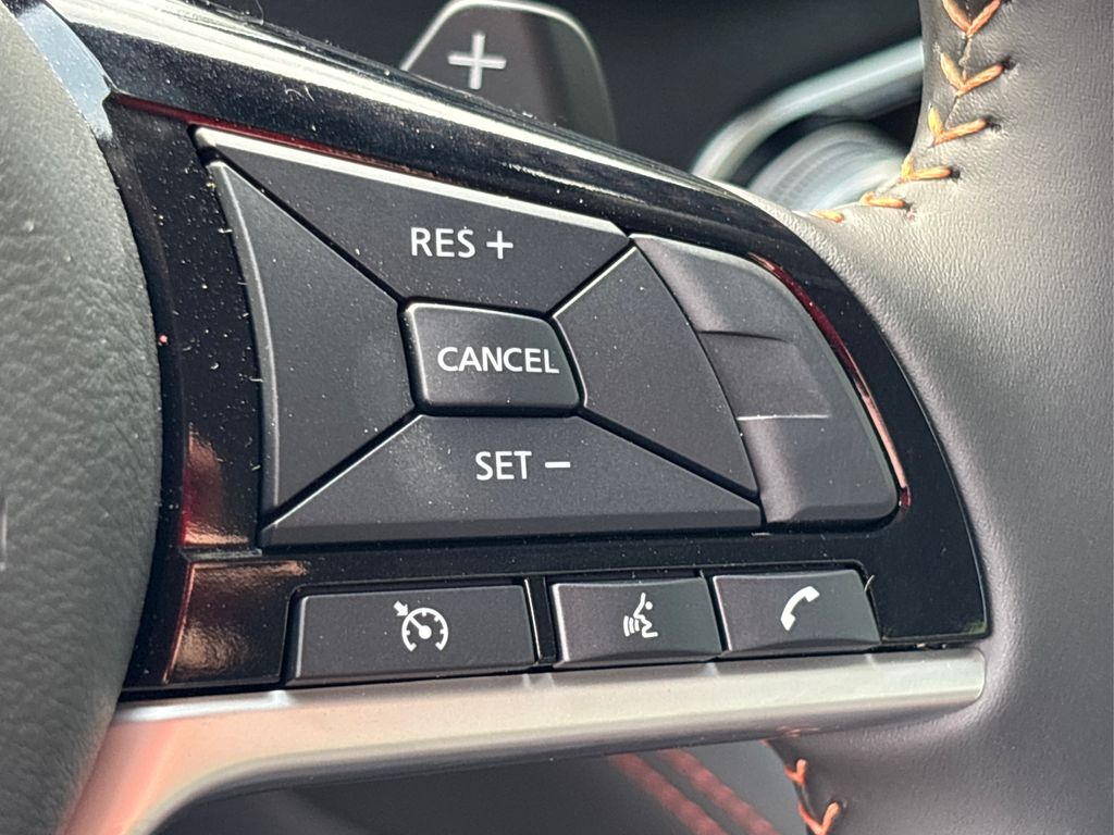 Vehicle image 24 of 44