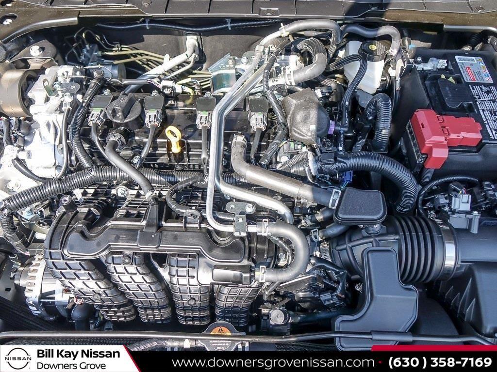 Vehicle image 11 of 25