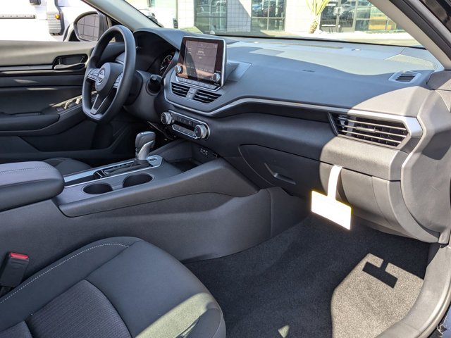 Vehicle image 22 of 22