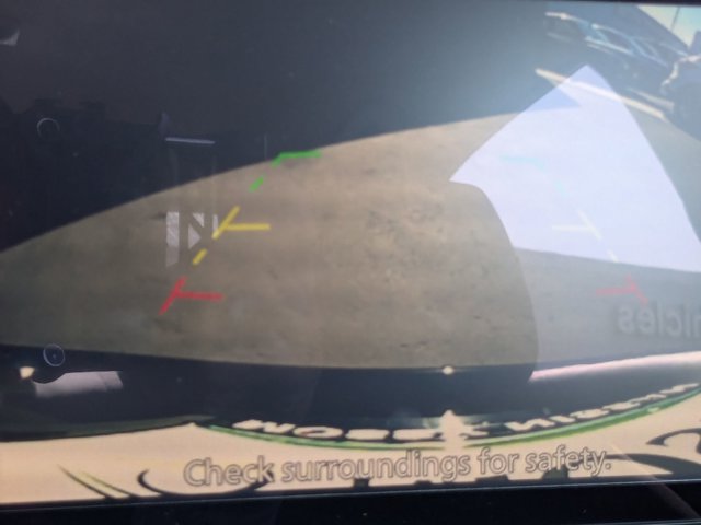 Vehicle image 14 of 22