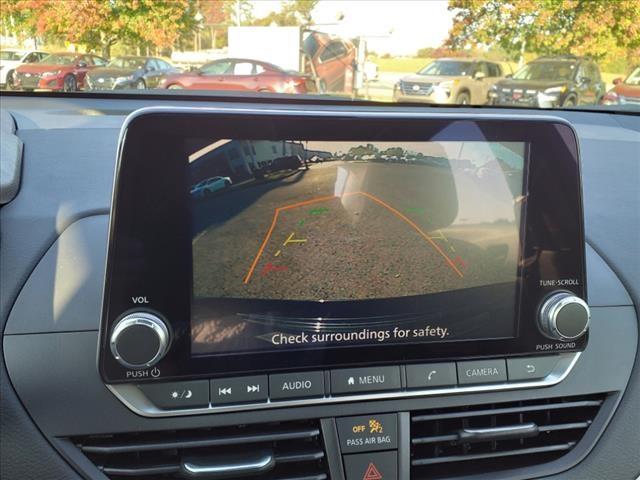 Vehicle image 14 of 14