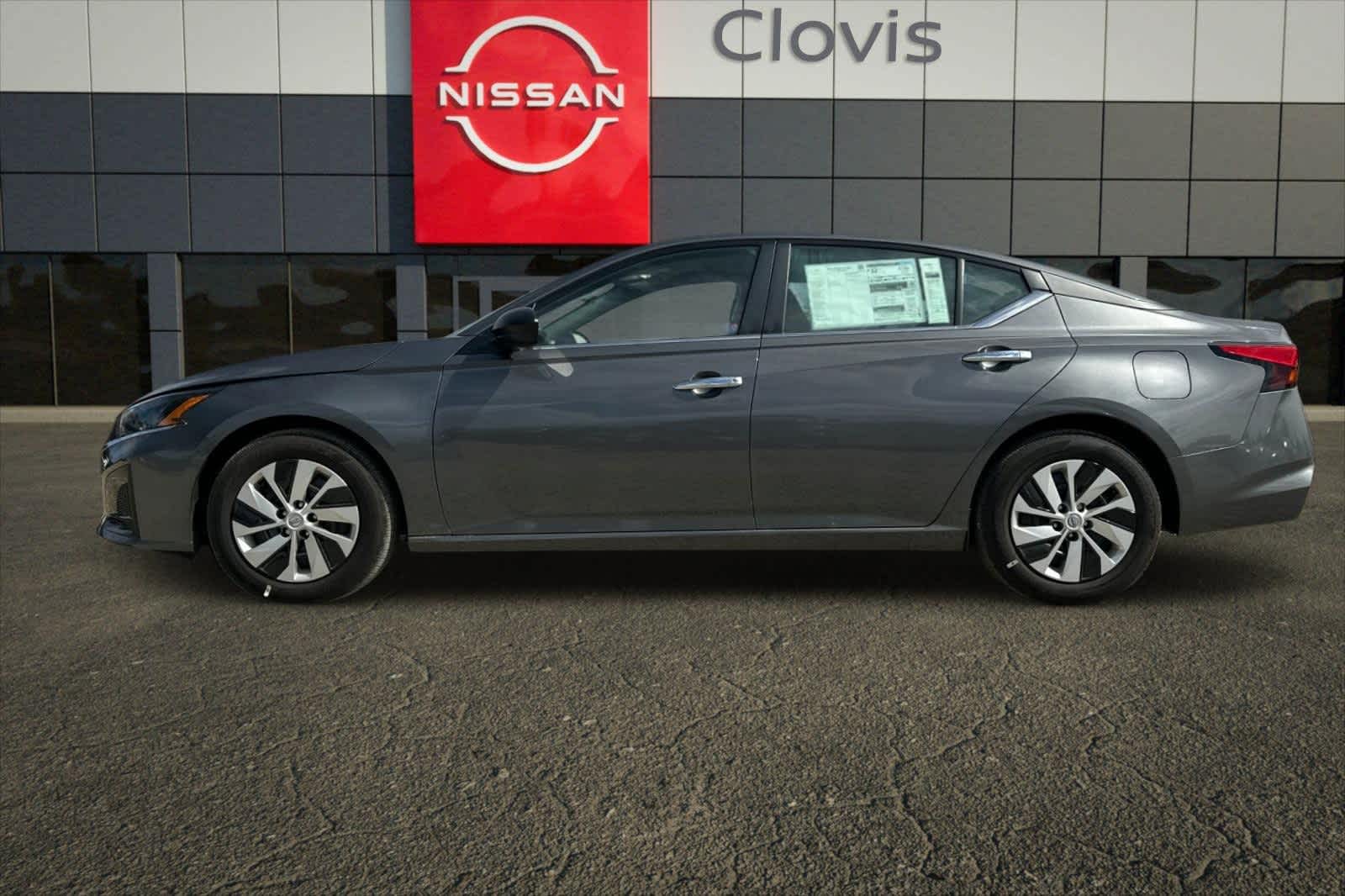 2025 Nissan Altima S Image 8 of 43