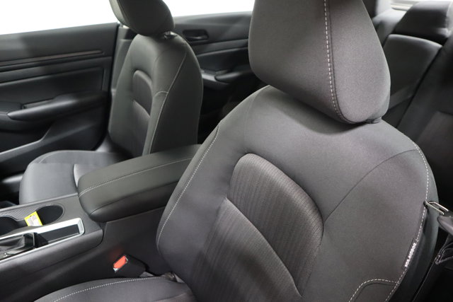 Vehicle image 12 of 27