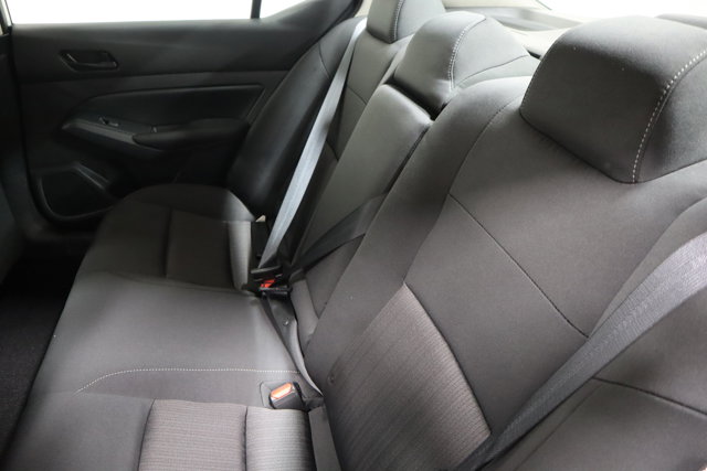 Vehicle image 10 of 27