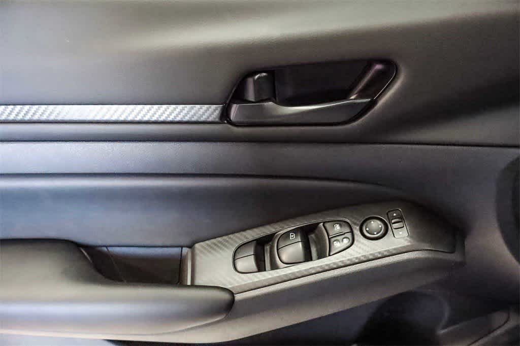2025 Nissan Altima S Image 22 of 39