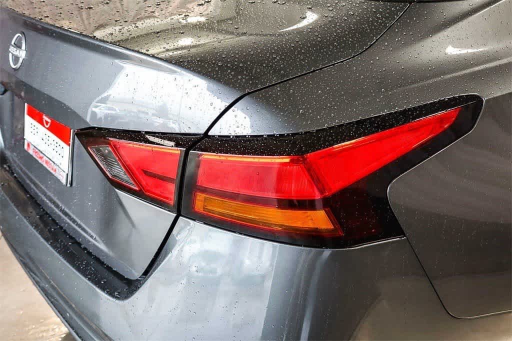 2025 Nissan Altima S Image 26 of 40