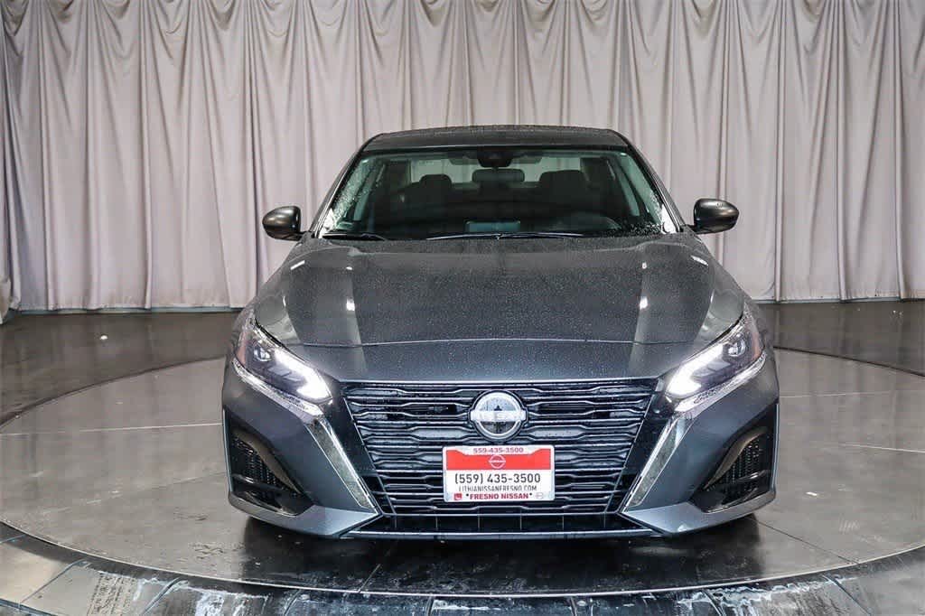 2025 Nissan Altima S Image 3 of 40