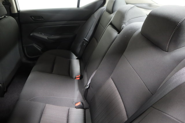 Vehicle image 10 of 27