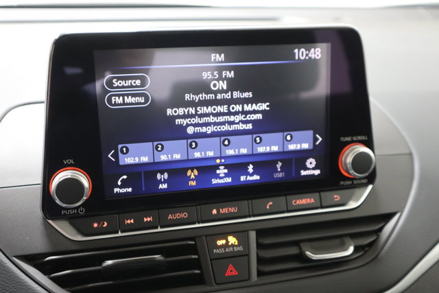Vehicle image 16 of 27