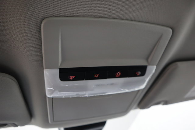 Vehicle image 20 of 27