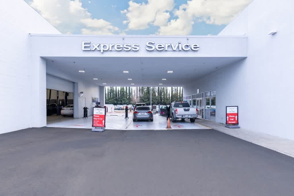 2025 Nissan Altima S Image 38 of 40